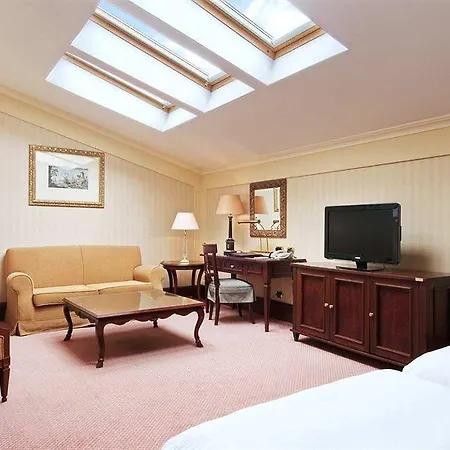 Excelsior Palace 4* פלרמו