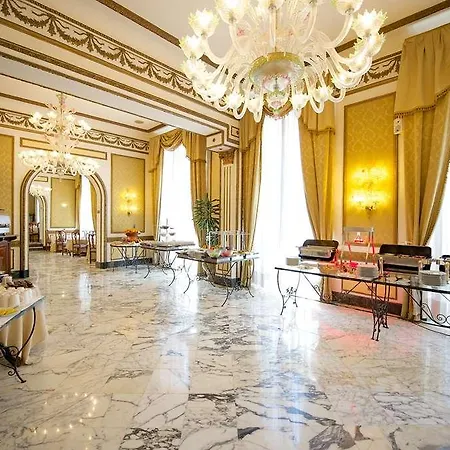 Excelsior Palace Hotel 4*