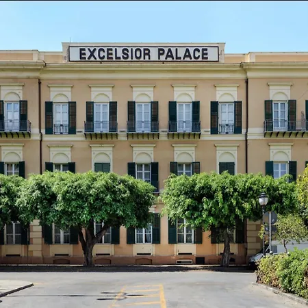 Excelsior Palace Hotel 4*