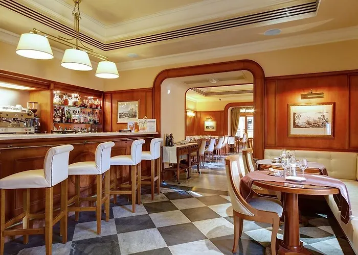 Excelsior Palace Hotel 4*