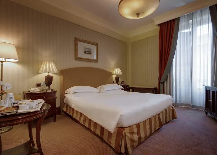 Excelsior Palace Hotel 4*