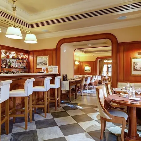 Excelsior Palace Ξενοδοχείο 4*